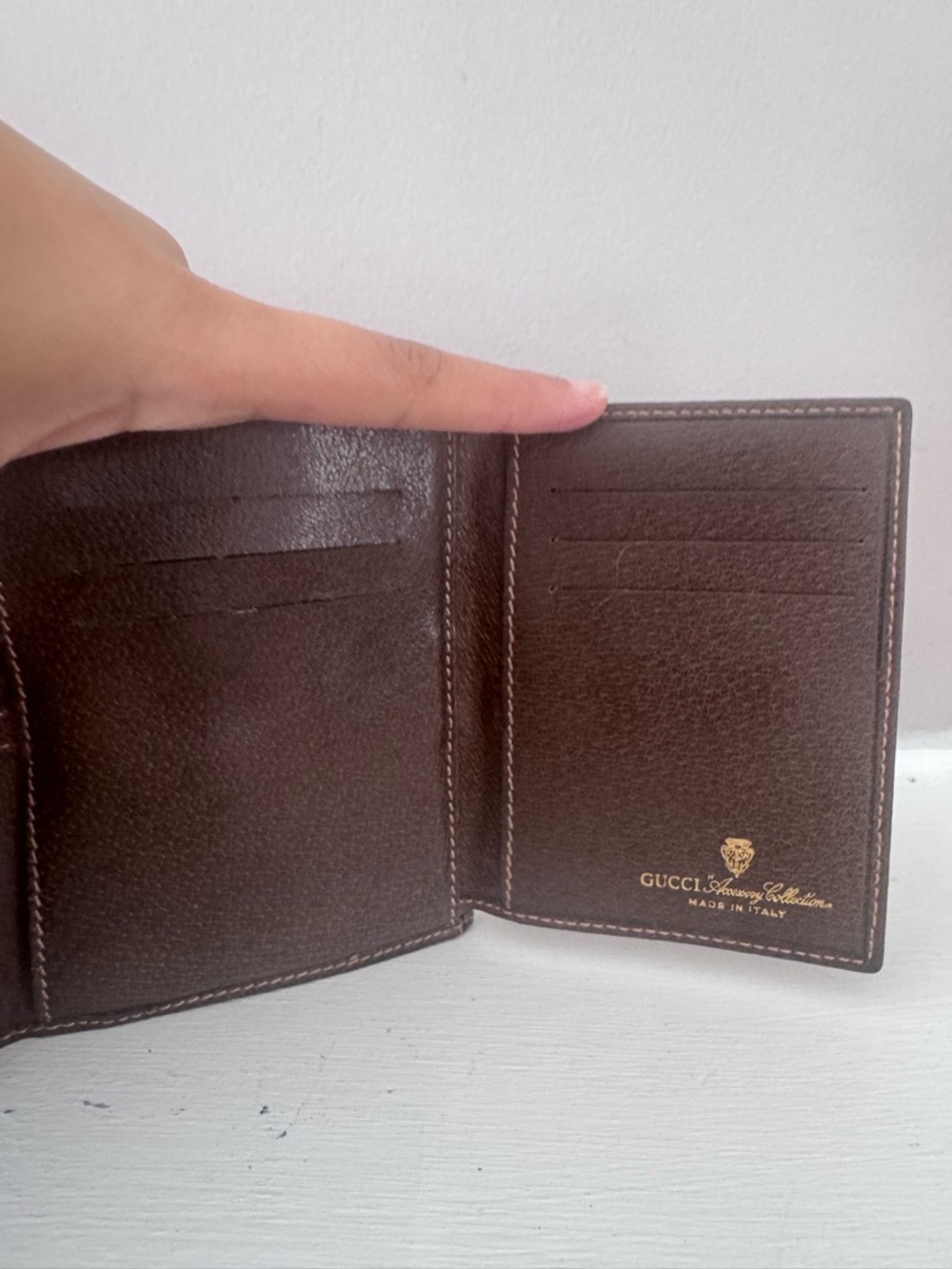 Authentic Gucci Brown GG Canvas Wallet with Green and Red Web Stripe - Picture 6 of 10